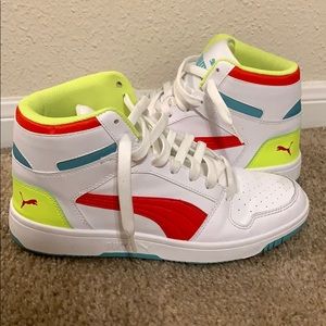 ‼️Hi-Top Pumas Size Men’s 9‼️